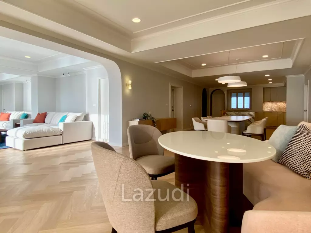 Ultra-Spacious Sea View Living 3-Bedroom Residence