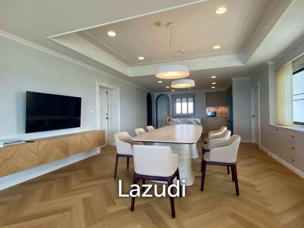 Ultra-Spacious Sea View Living 3-Bedroom Residence