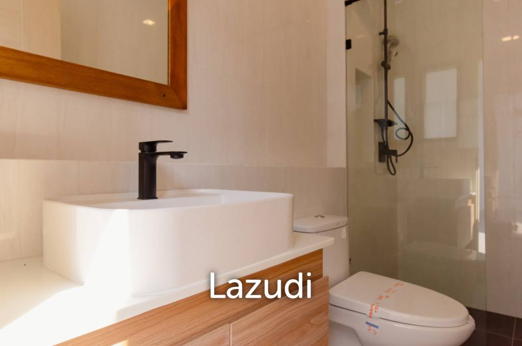 New Modern Pool Courtyard Villa in Wang Phong Pran Buri