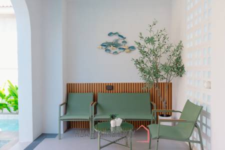 New Modern Pool Courtyard Villa in Wang Phong Pran Buri