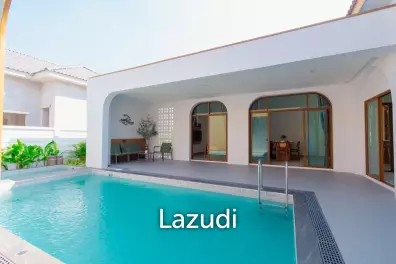 New Modern Pool Courtyard Villa in Wang Phong Pran Buri