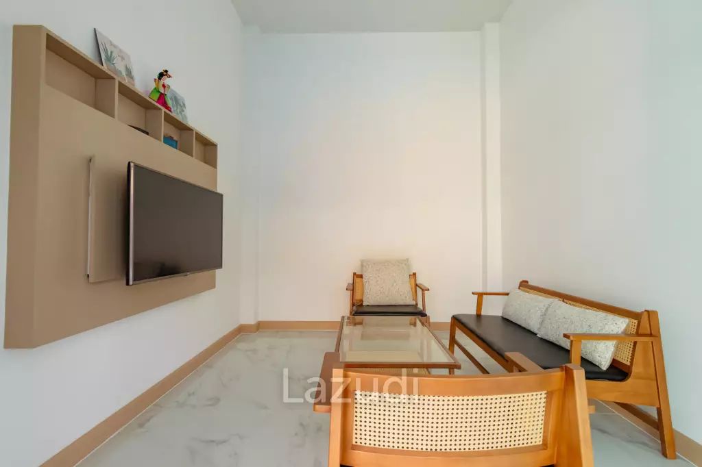 New Modern Pool Courtyard Villa in Wang Phong Pran Buri