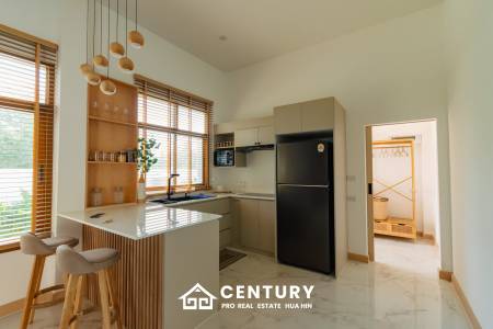 New Modern Pool Courtyard Villa in Wang Phong Pran Buri