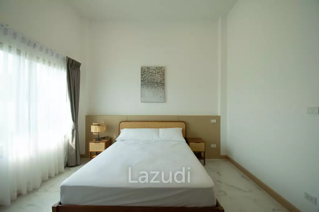 New Modern Pool Courtyard Villa in Wang Phong Pran Buri