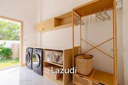 New Modern Pool Courtyard Villa in Wang Phong Pran Buri