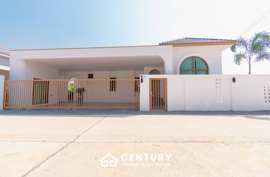 New Modern Pool Courtyard Villa in Wang Phong Pran Buri