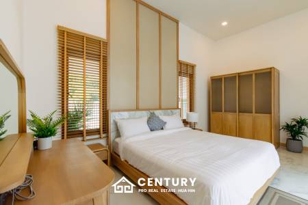 New Modern Pool Courtyard Villa in Wang Phong Pran Buri