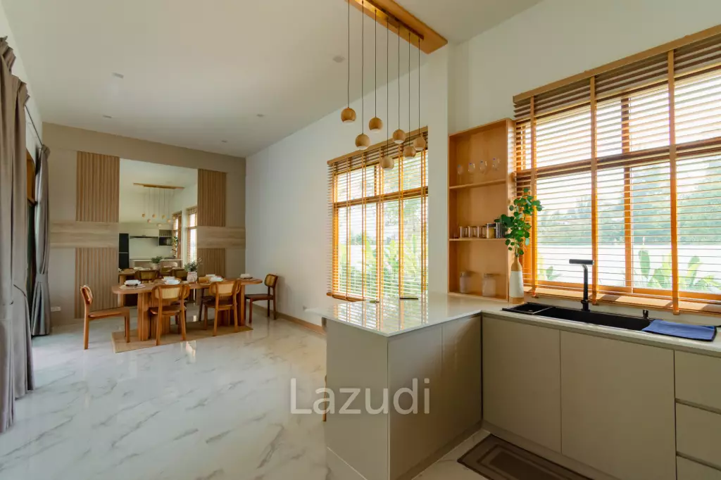 New Modern Pool Courtyard Villa in Wang Phong Pran Buri