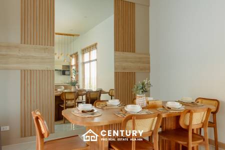 New Modern Pool Courtyard Villa in Wang Phong Pran Buri