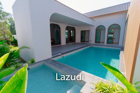 New Modern Pool Courtyard Villa in Wang Phong Pran Buri