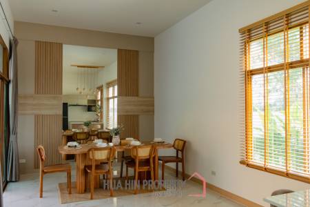 New Modern Pool Courtyard Villa in Wang Phong Pran Buri