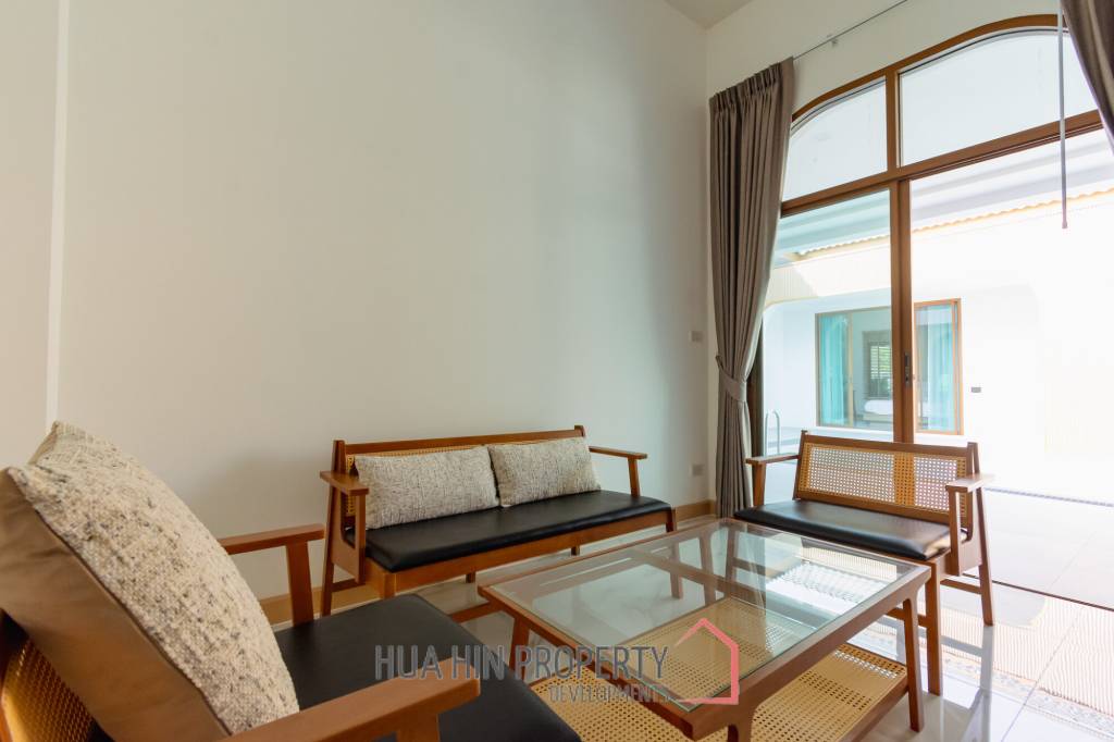 New Modern Pool Courtyard Villa in Wang Phong Pran Buri