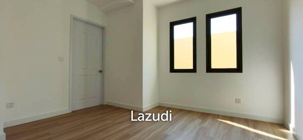 3 Bedroom 4 Bathroom 250 SQ.M. Nusa Chivani
