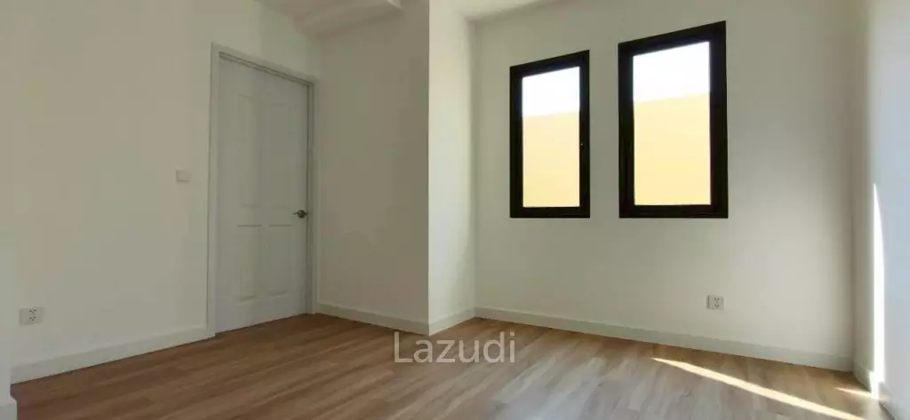 3 Bedroom 4 Bathroom 250 SQ.M. Nusa Chivani