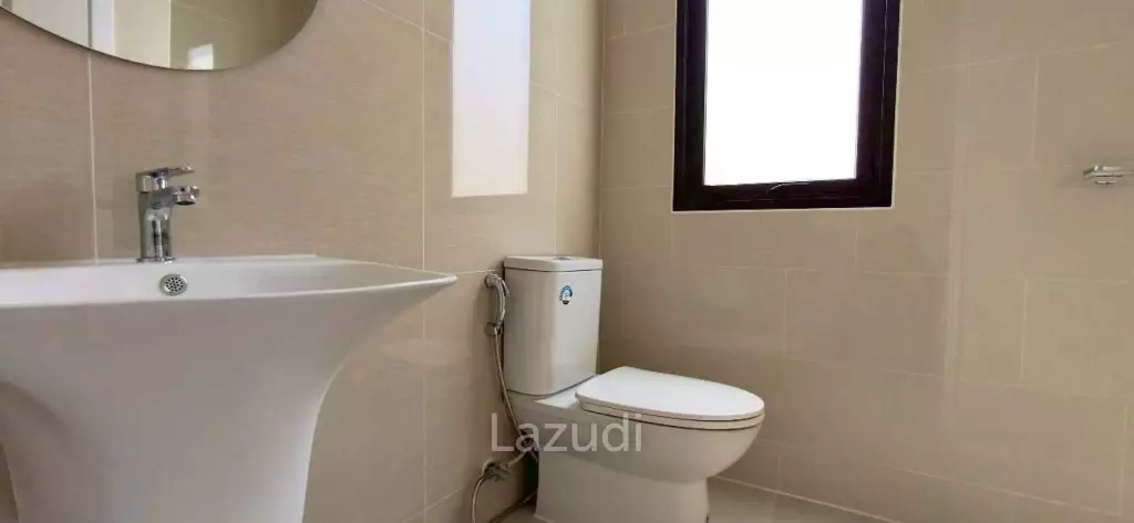 3 Bedroom 4 Bathroom 250 SQ.M. Nusa Chivani