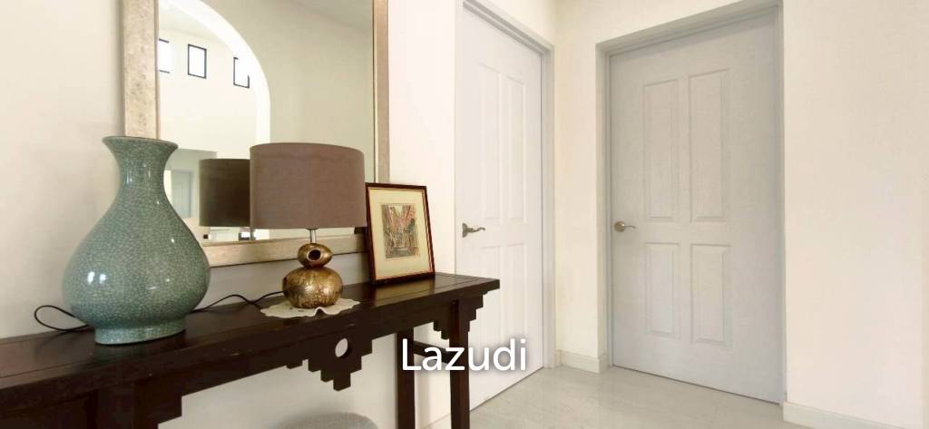 3 Bedroom 4 Bathroom 250 SQ.M. Nusa Chivani