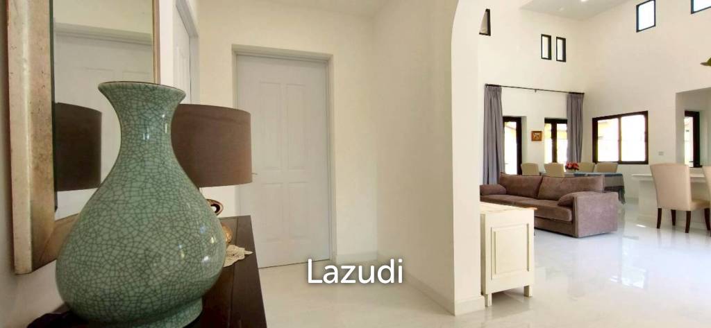 3 Bedroom 4 Bathroom 250 SQ.M. Nusa Chivani