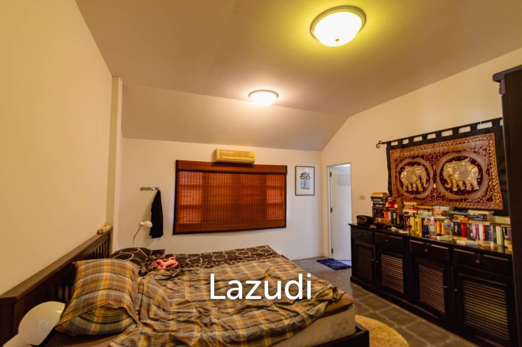 CHARMING ONE-STORY HOUSE IN A QUIET NEIGHBORHOOD