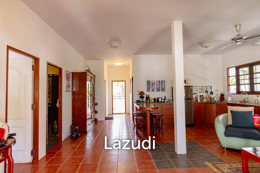 CHARMING ONE-STORY HOUSE IN A QUIET NEIGHBORHOOD