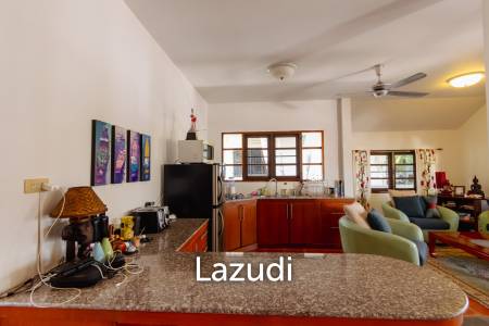 CHARMING ONE-STORY HOUSE IN A QUIET NEIGHBORHOOD