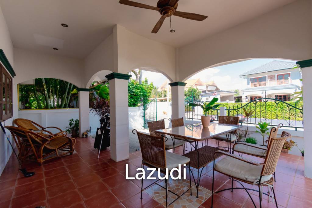 CHARMING ONE-STORY HOUSE IN A QUIET NEIGHBORHOOD