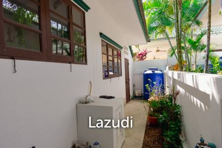 CHARMING ONE-STORY HOUSE IN A QUIET NEIGHBORHOOD