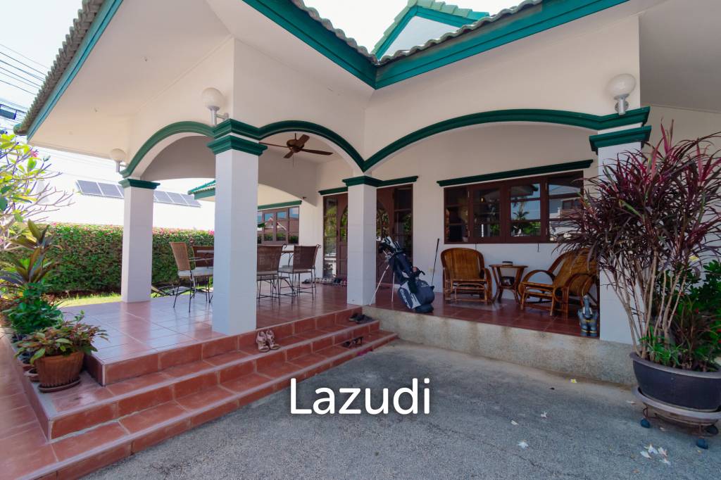 CHARMING ONE-STORY HOUSE IN A QUIET NEIGHBORHOOD