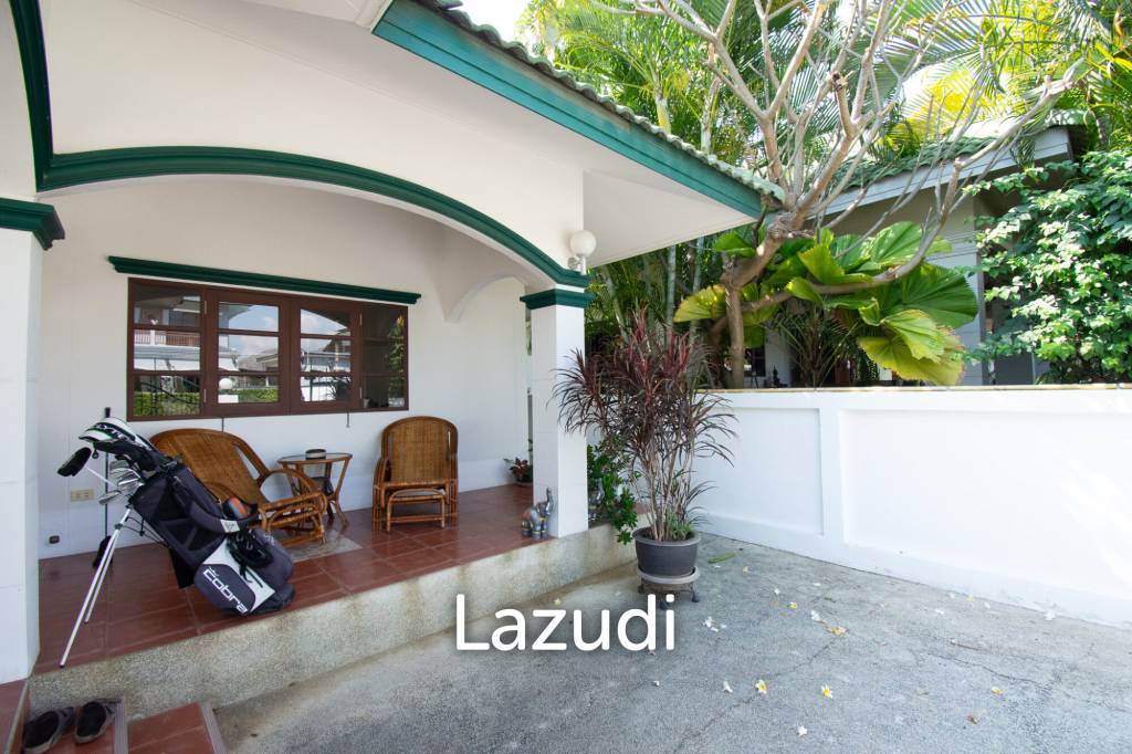 CHARMING ONE-STORY HOUSE IN A QUIET NEIGHBORHOOD