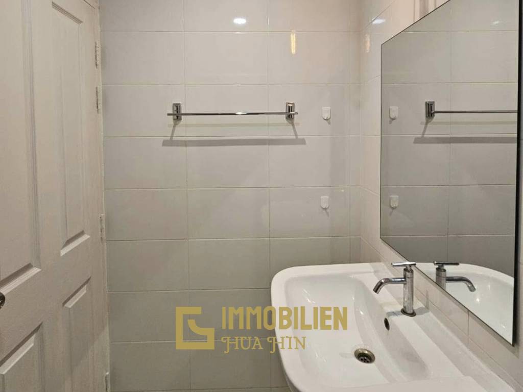 4. Stock / großer Gemeinschaftspool / Kinderfreundlich