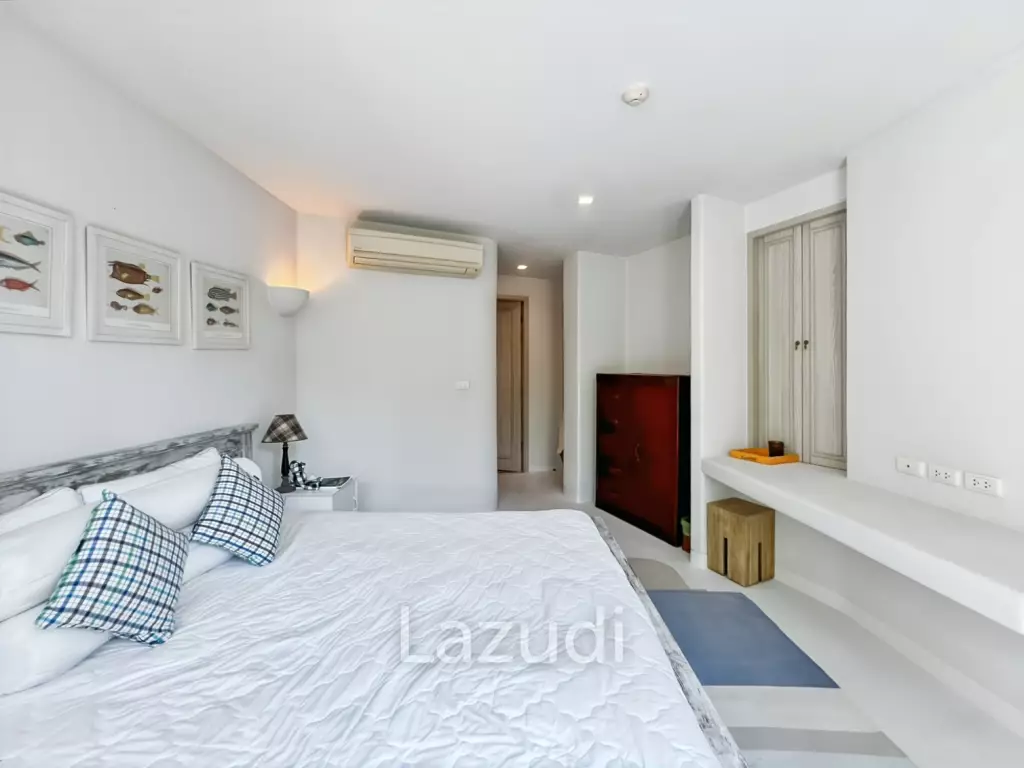 77.5 sqm 2-Bed Beachfront Condo at Chelona Khao Tao