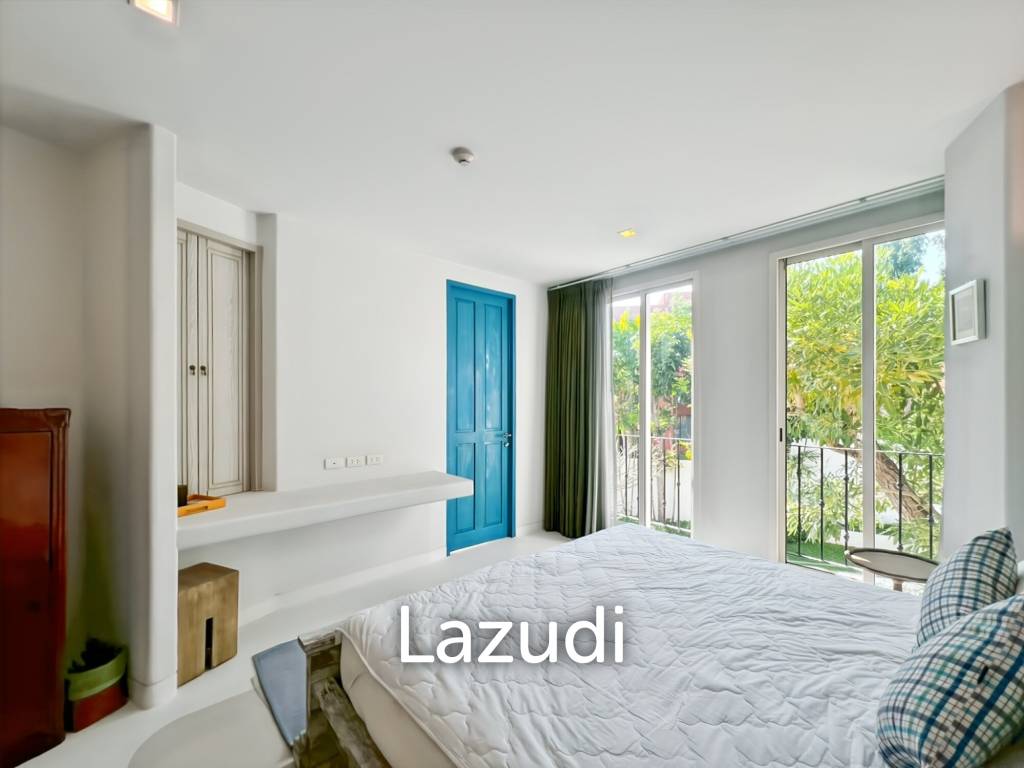 77.5 sqm 2-Bed Beachfront Condo at Chelona Khao Tao