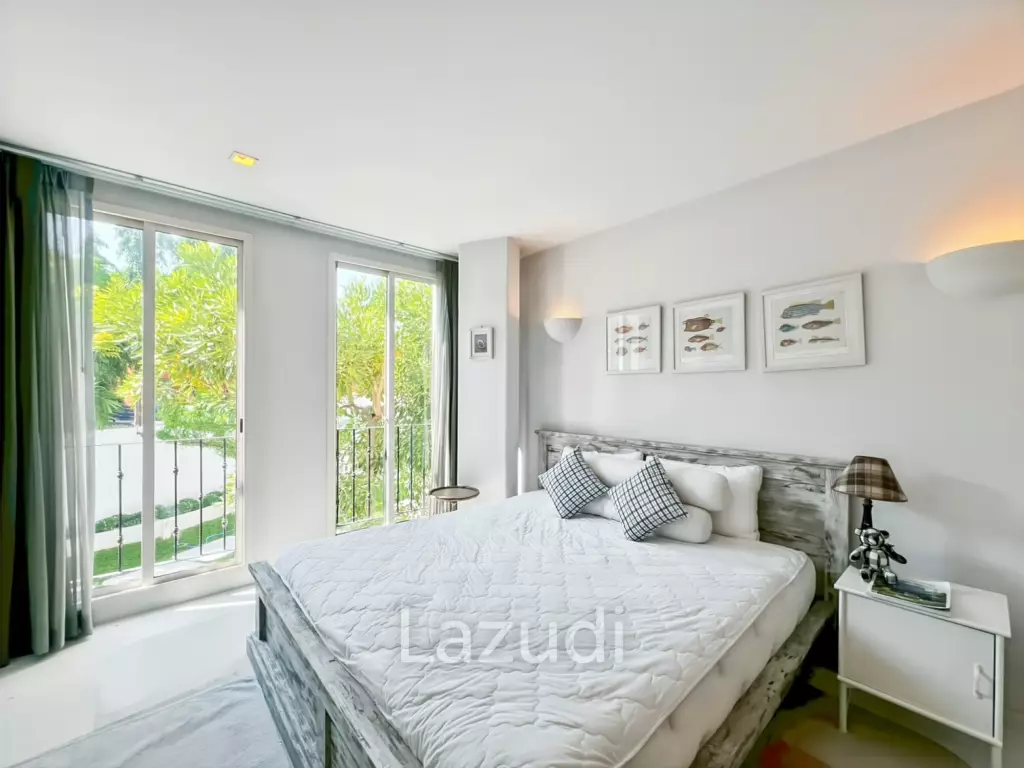 77.5 sqm 2-Bed Beachfront Condo at Chelona Khao Tao