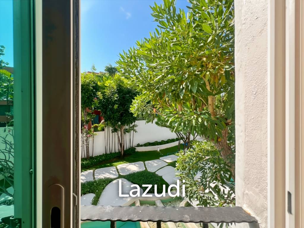 77.5 sqm 2-Bed Beachfront Condo at Chelona Khao Tao