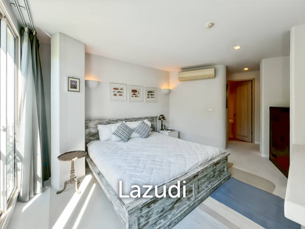 77.5 sqm 2-Bed Beachfront Condo at Chelona Khao Tao