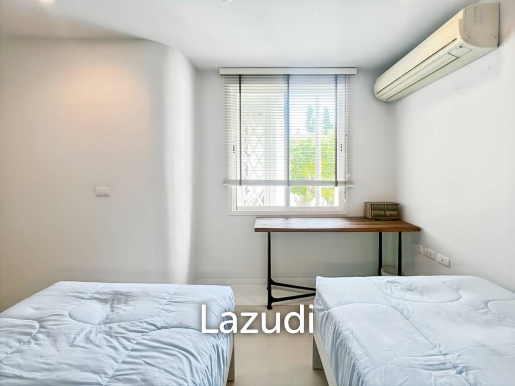 77.5 sqm 2-Bed Beachfront Condo at Chelona Khao Tao