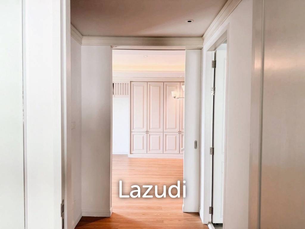 1 Bed 1 Bath 94.1 SQ.M Sathorn Gardens