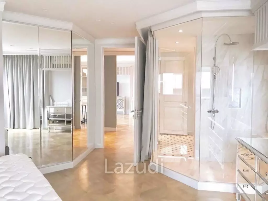 1 Bed 1 Bath 94.1 SQ.M Sathorn Gardens