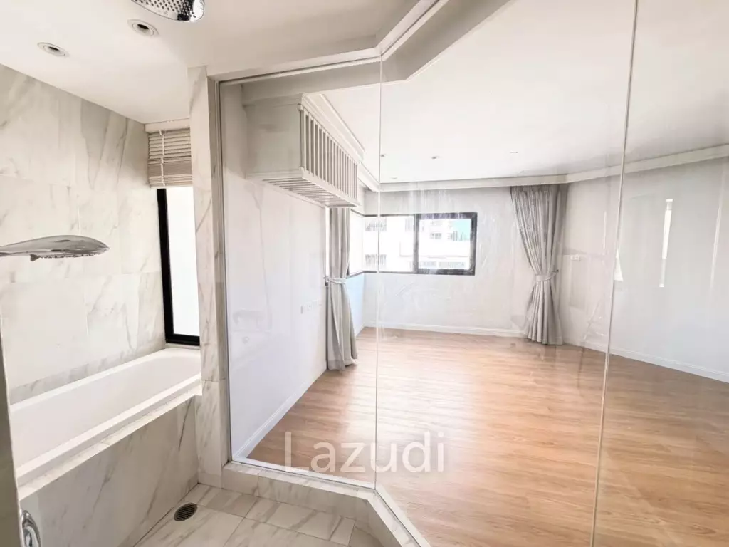 1 Bed 1 Bath 94.1 SQ.M Sathorn Gardens
