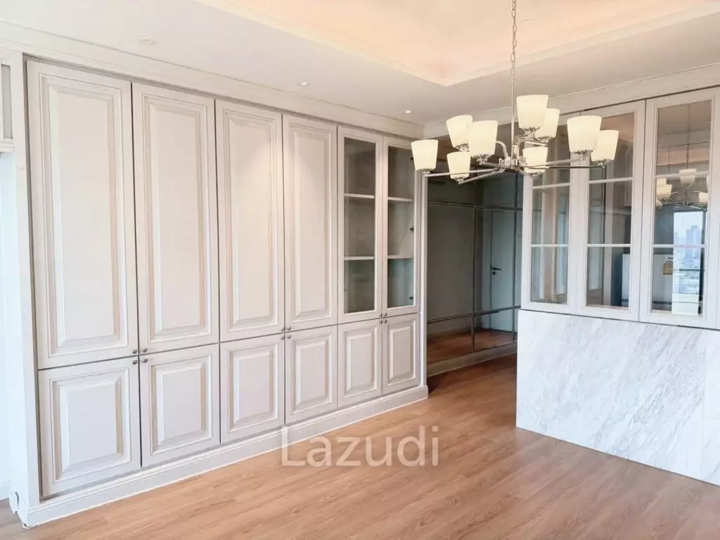1 Bed 1 Bath 94.1 SQ.M Sathorn Gardens