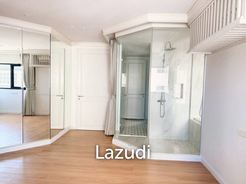 1 Bed 1 Bath 94.1 SQ.M Sathorn Gardens