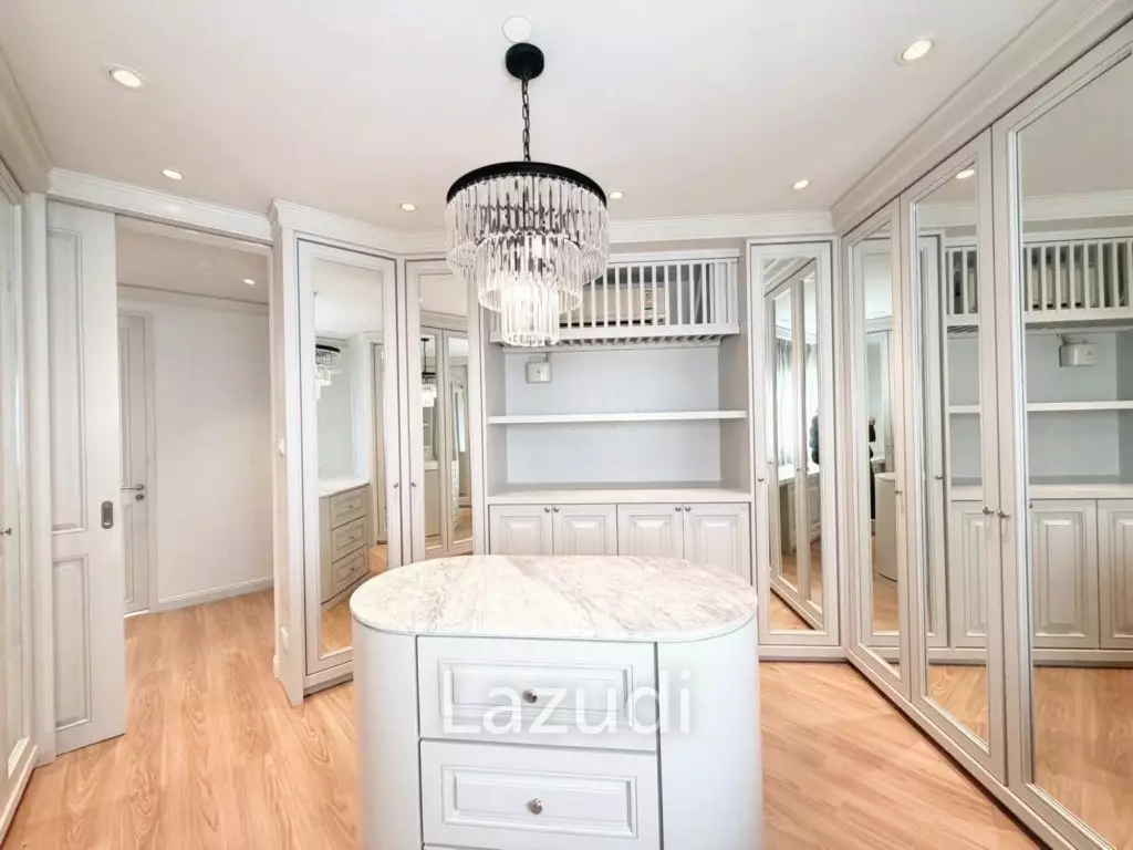 1 Bed 1 Bath 94.1 SQ.M Sathorn Gardens