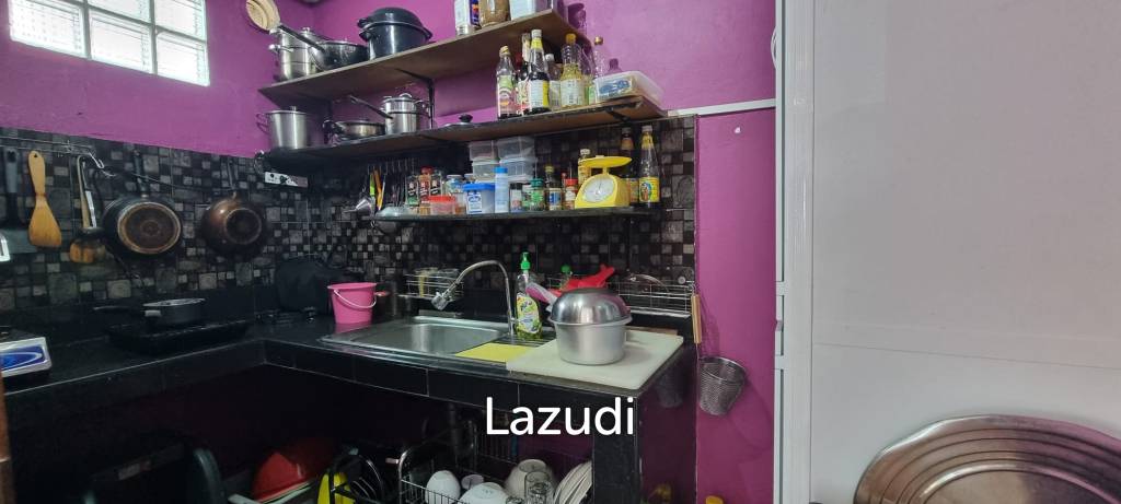 Prime Commercial Townhouse for Sale Thappraya Road