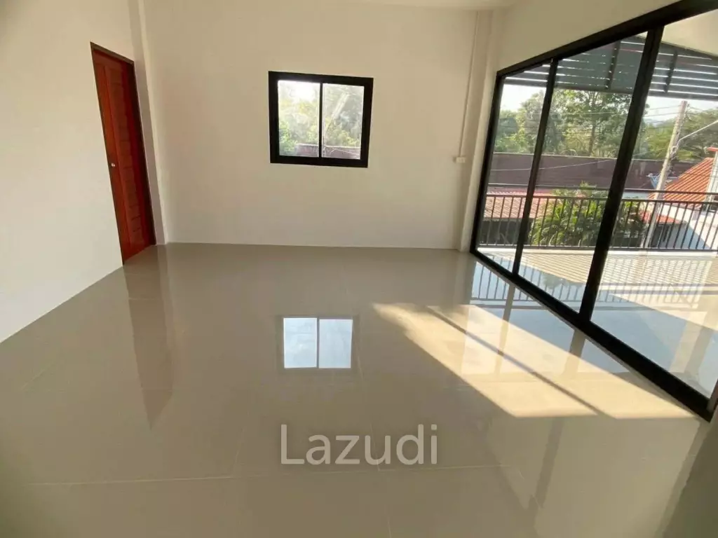 Spacious 4-Bedroom Home Near Dinosaur Market, Hua Hin