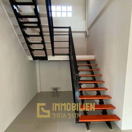 Zentrale Lage / 4 Schlafzimmer / Balkon