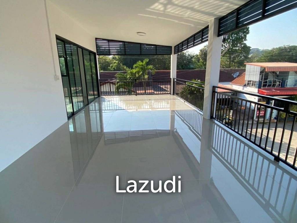 Spacious 4-Bedroom Home Near Dinosaur Market, Hua Hin