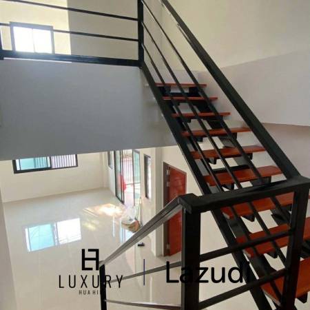Spacious 4-Bedroom Home Near Dinosaur Market, Hua Hin