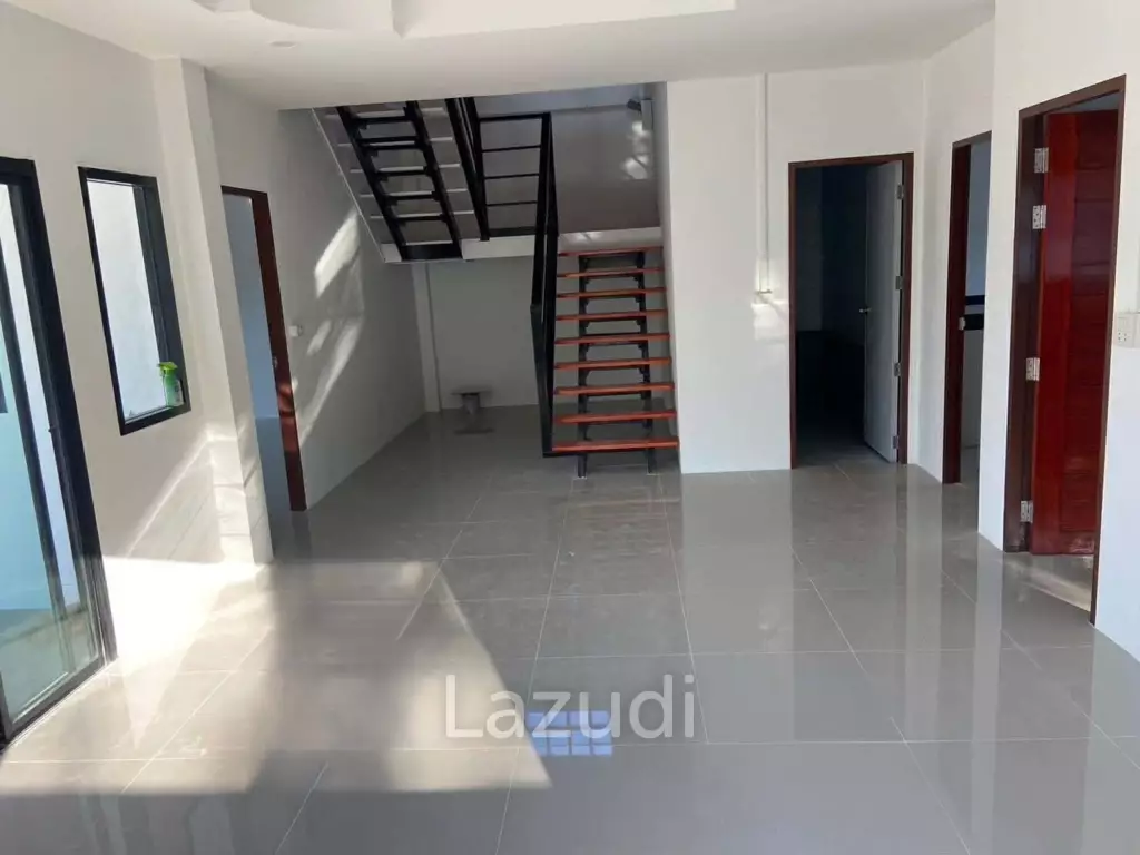 Spacious 4-Bedroom Home Near Dinosaur Market, Hua Hin
