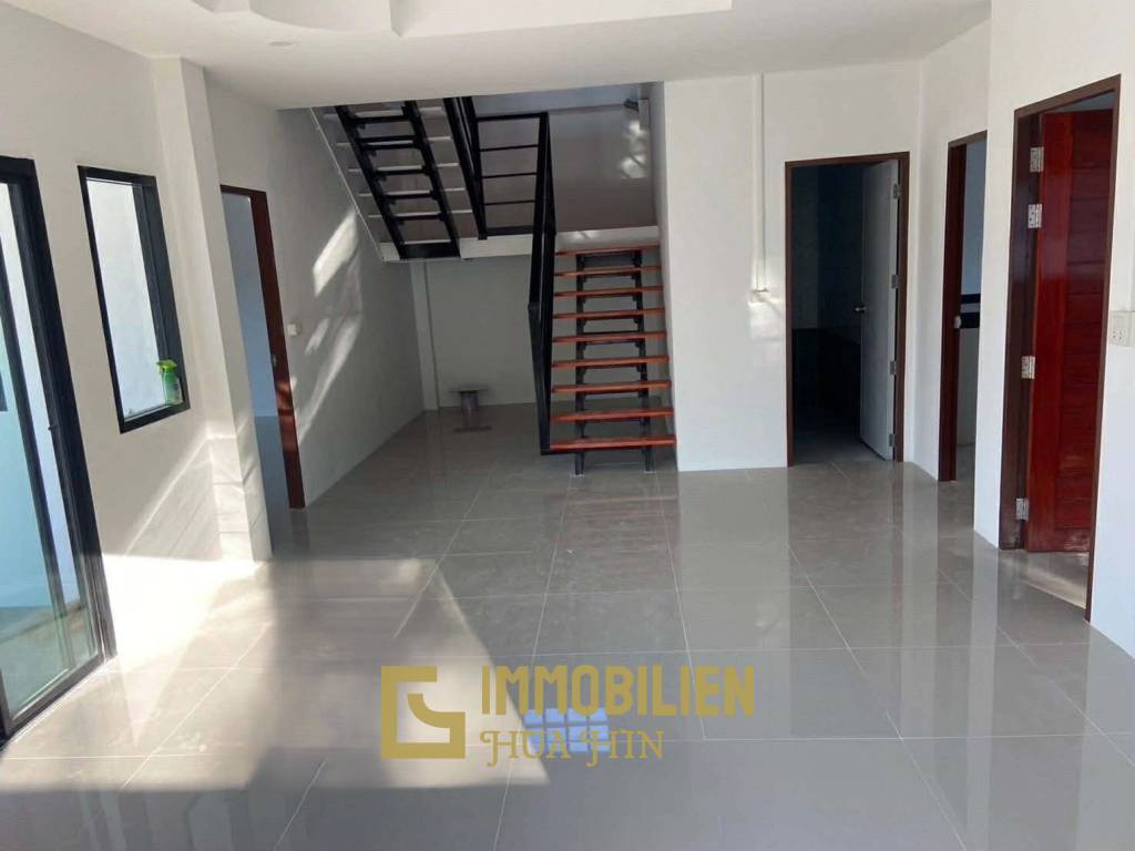 Zentrale Lage / 4 Schlafzimmer / Balkon