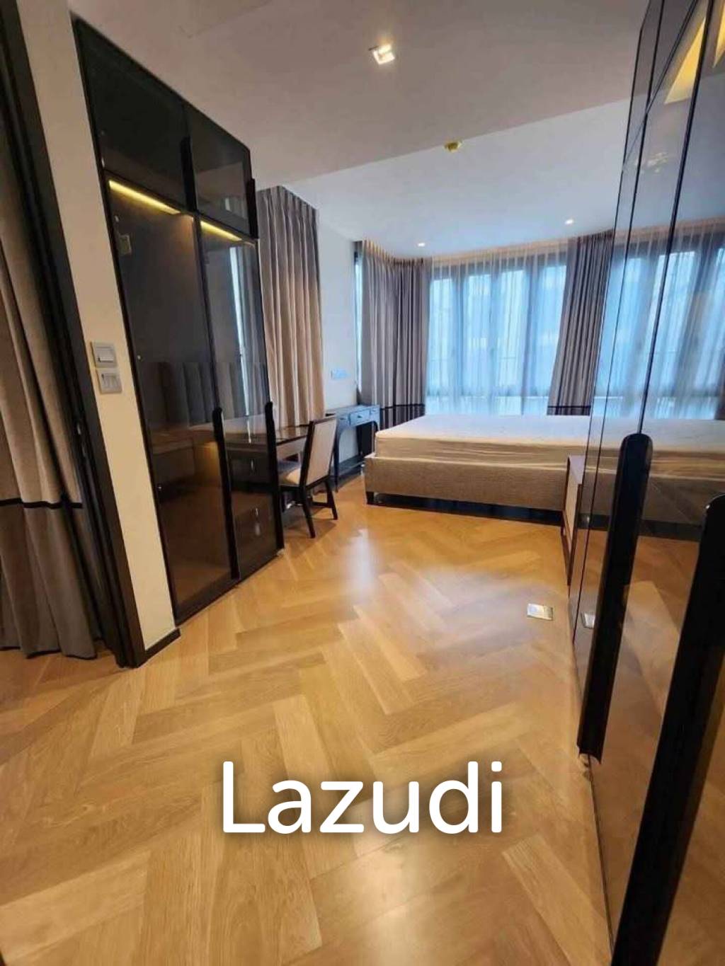 70.71 sqm modern 2 bed condo The Reserve Sukhumvit 61 Bangkok