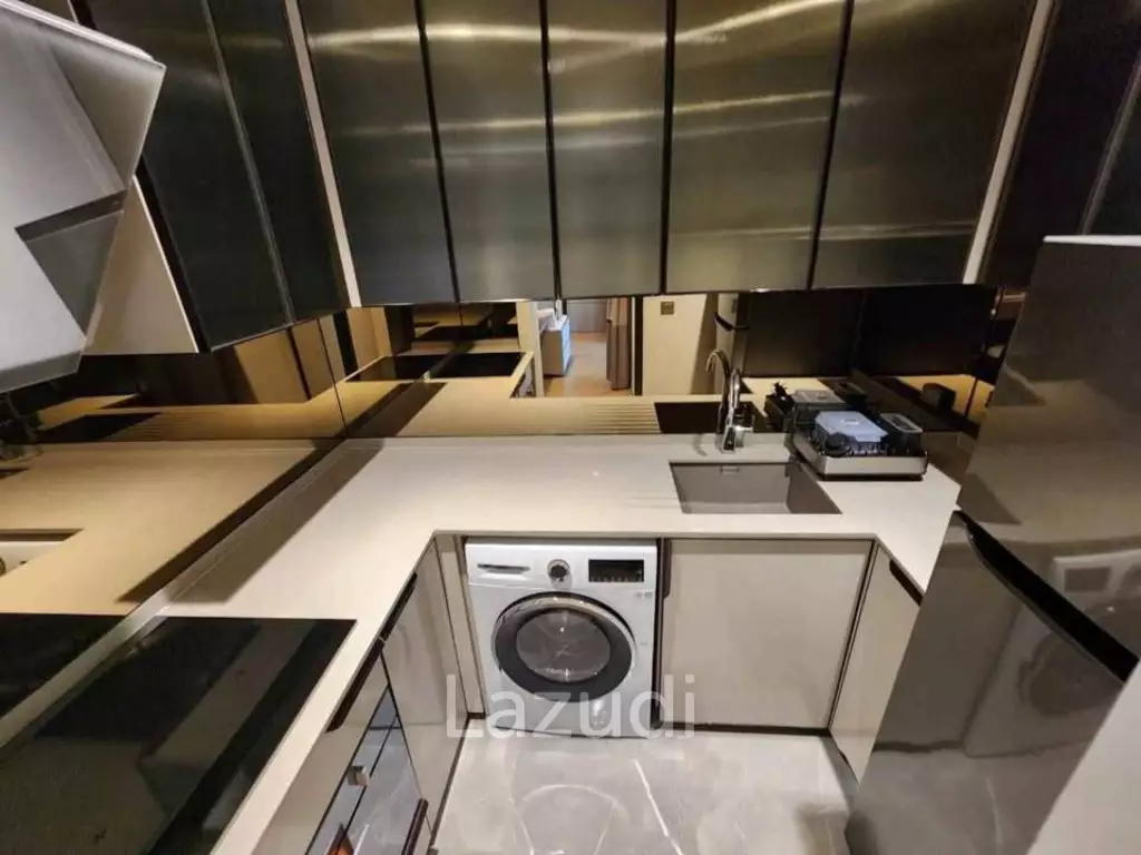 70.71 sqm modern 2 bed condo The Reserve Sukhumvit 61 Bangkok